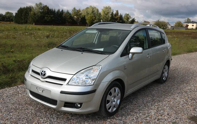 mazowieckie Toyota Corolla Verso cena 15500 przebieg: 211269, rok produkcji 2005 z Radom